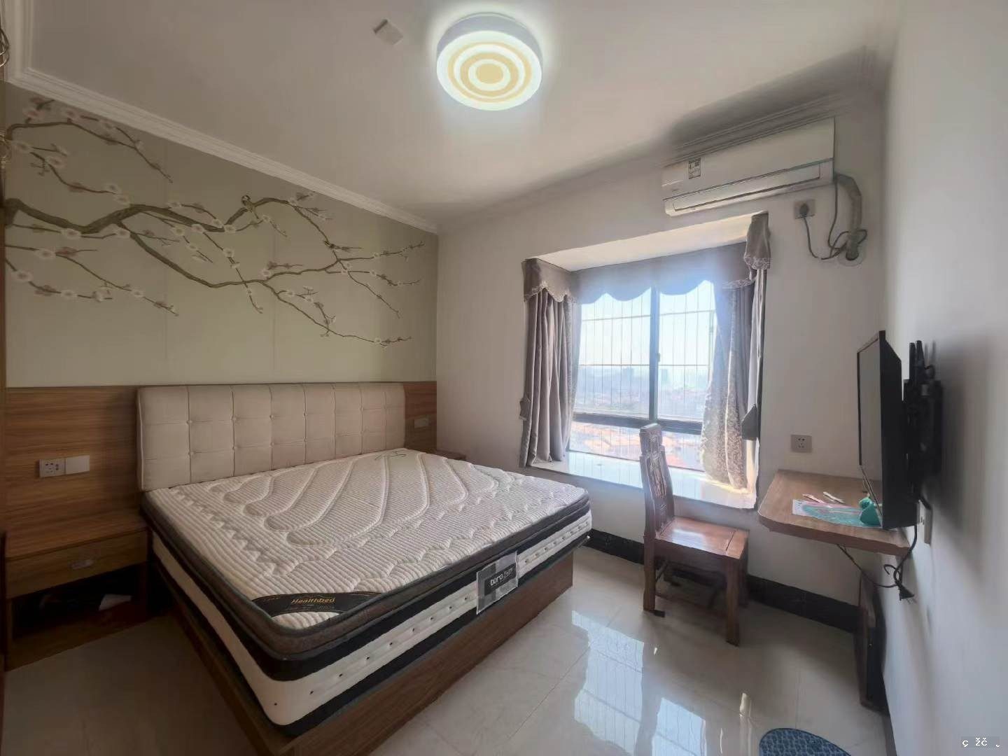 东宁巷百中后门电梯三房双卫月租
